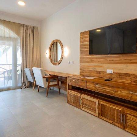 Royal Mandarin Hotel & Resort Pwani Mchangani Bagian luar foto