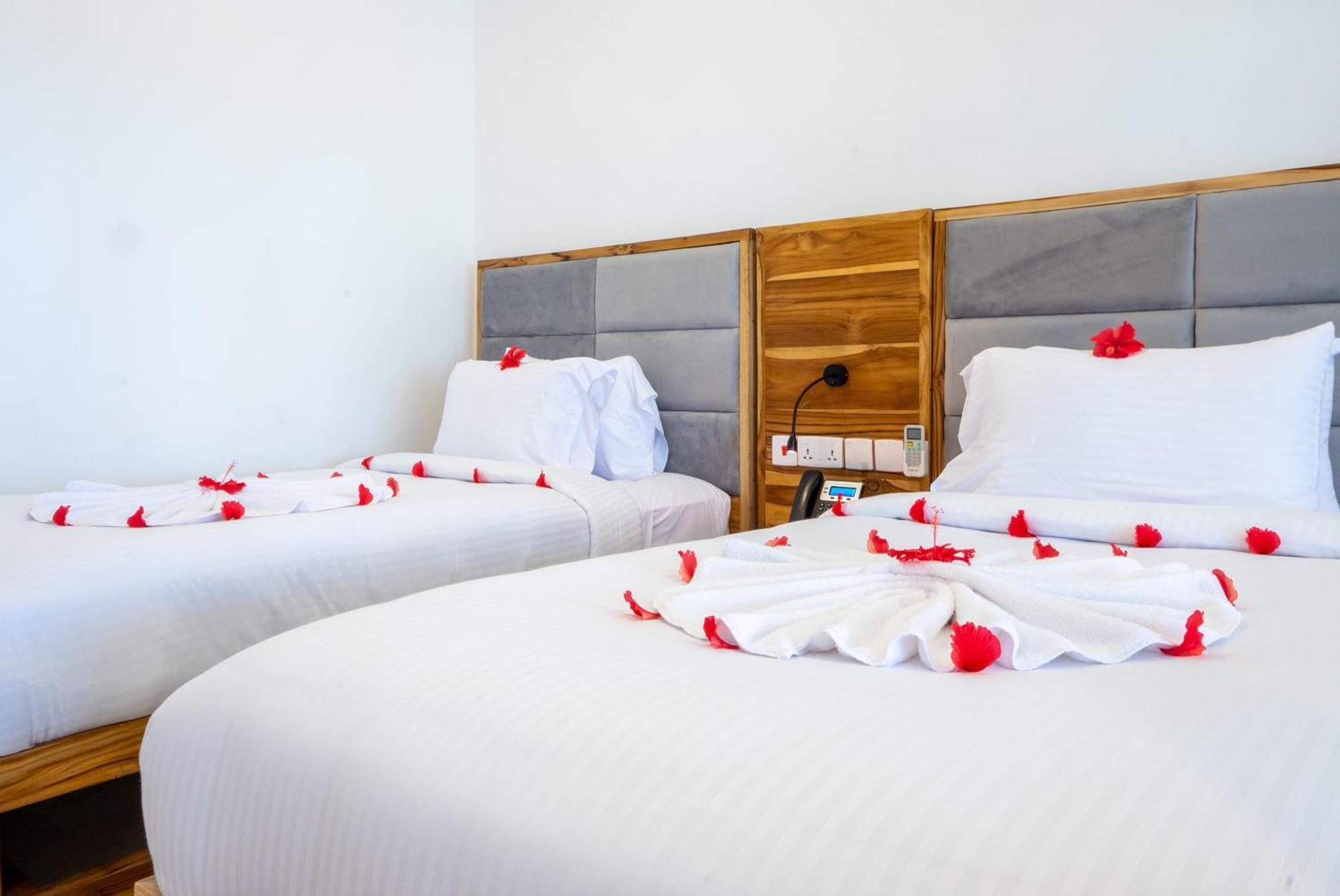 Royal Mandarin Hotel & Resort Pwani Mchangani Bagian luar foto